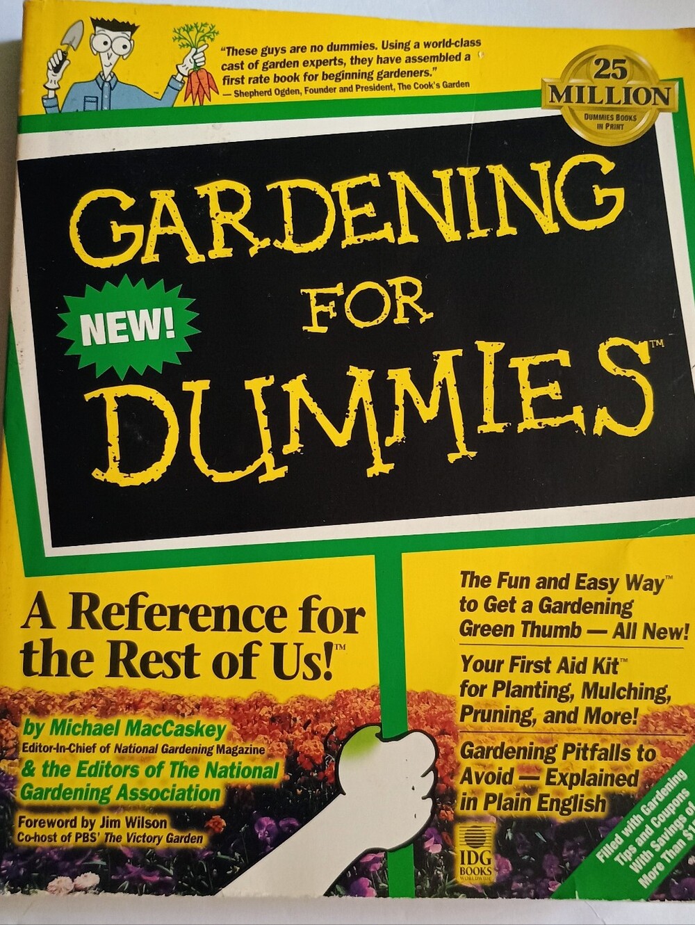 Gardening for Dummies Book (1996) by Michael MacCaskey, Paperback, Pre-owned